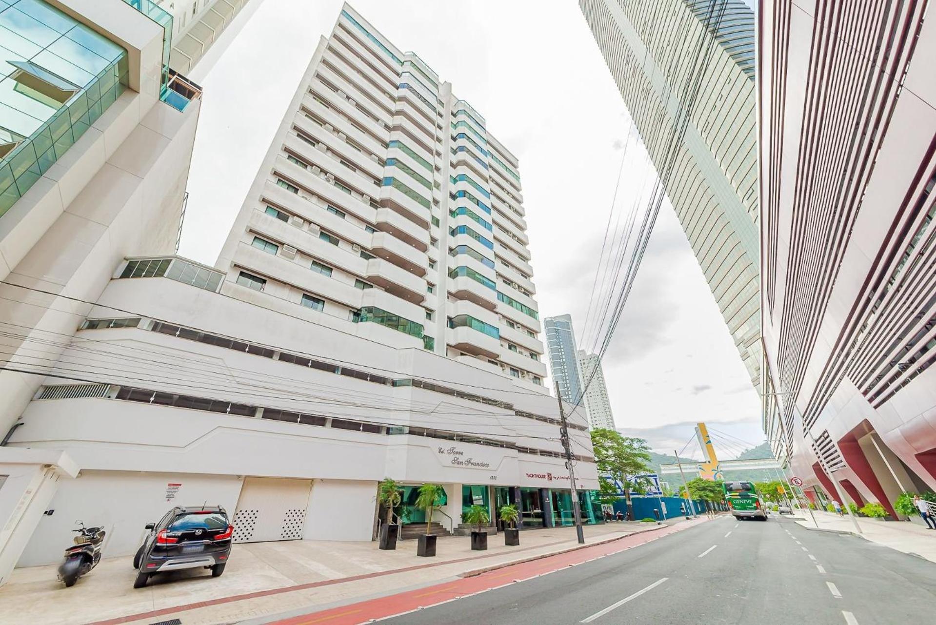 AMPLO APTO QUADRA MAR 1SUITE e 2QUARTOS 50M DA PRAIA LINDA VISTA Balneario Camboriu Exterior foto